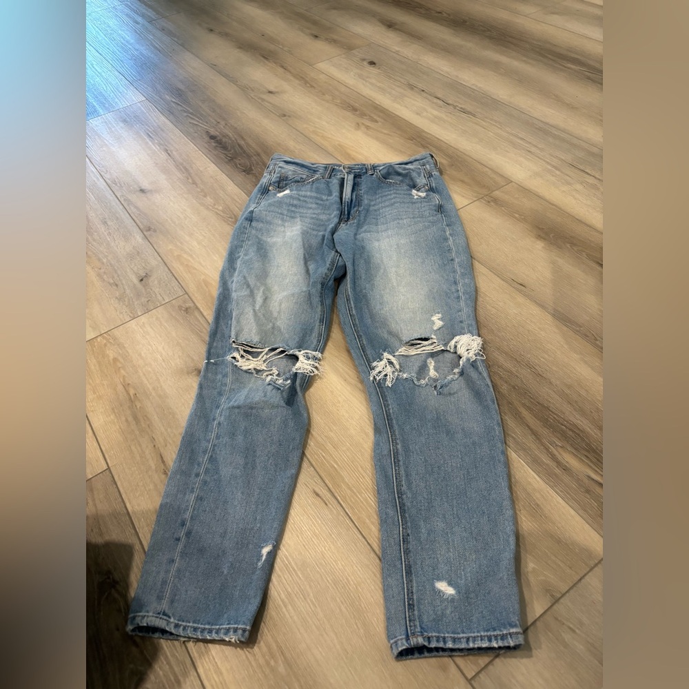 American Eagle High Waisted Distressed Blue Jeans